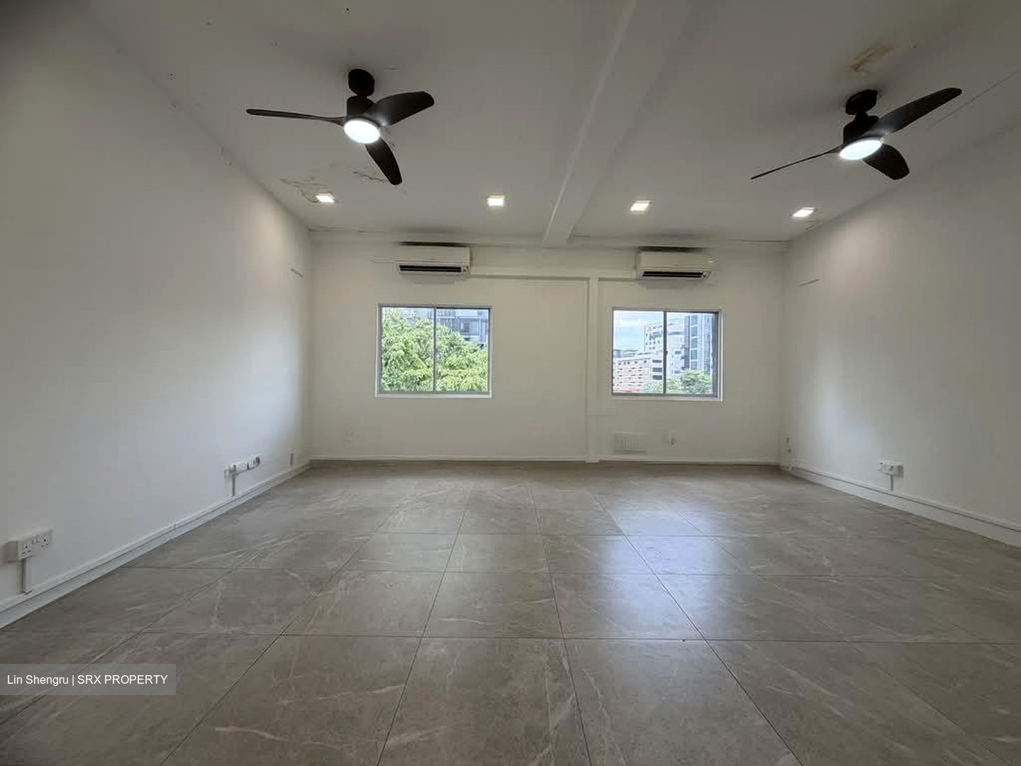 Lavender Street (D12), Office #537695101